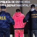 Cortó la tobillera, se fugó de la domiciliaria y fue hallado junto a la denunciante y dos nenes en un asentamiento