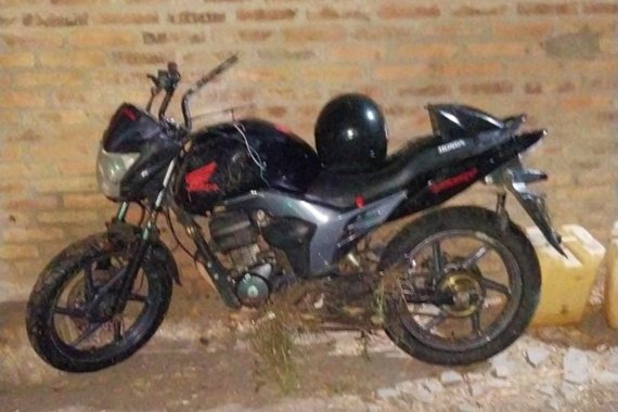 Un motociclista fue eyectado de su vehículo y sufrió heridas de gravedad