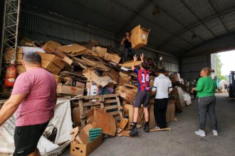&ldquo;Reciclatón&rdquo; movilizó a Villa Elisa: estudiantes reunieron toneladas de materiales reciclables con un doble fin