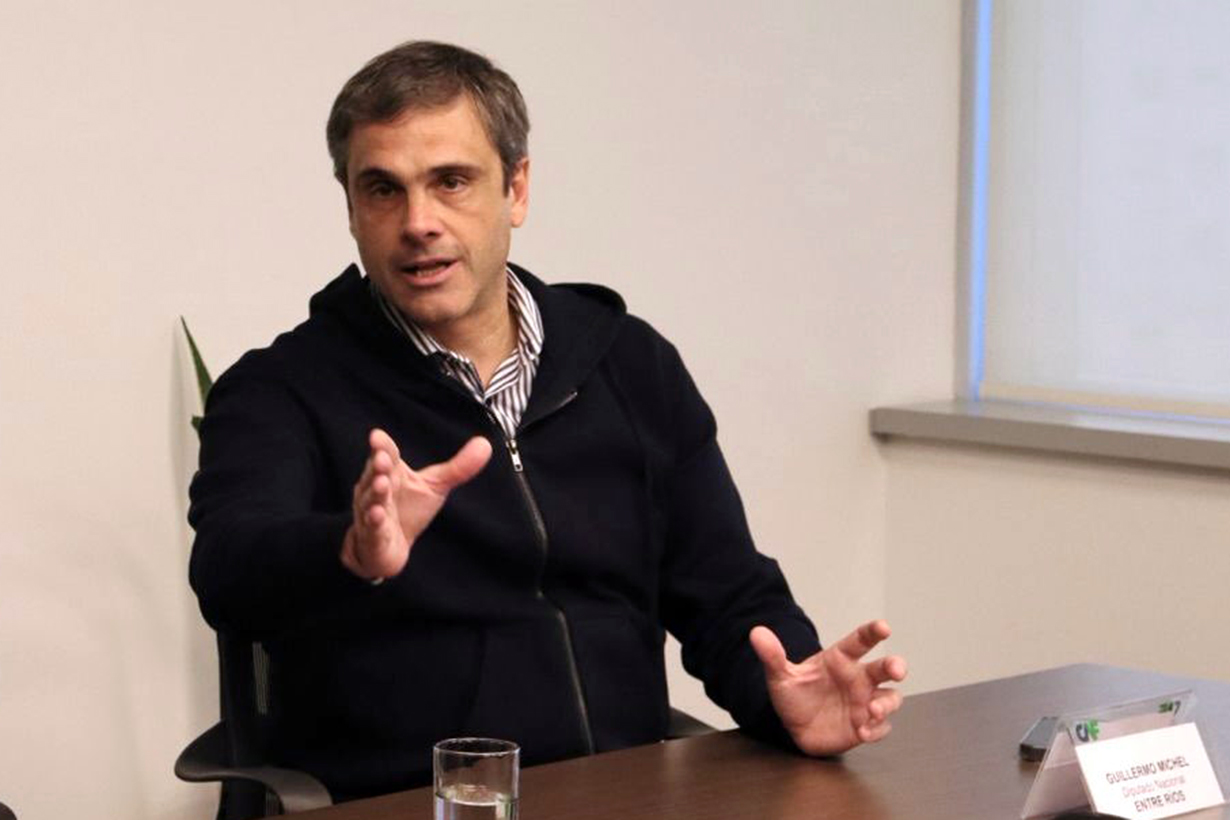 Michel se mueve como si fuera candidato en un año que no es electoral ¿Qué busca de cara a 2027? - Noticias - Elentrerios.com
