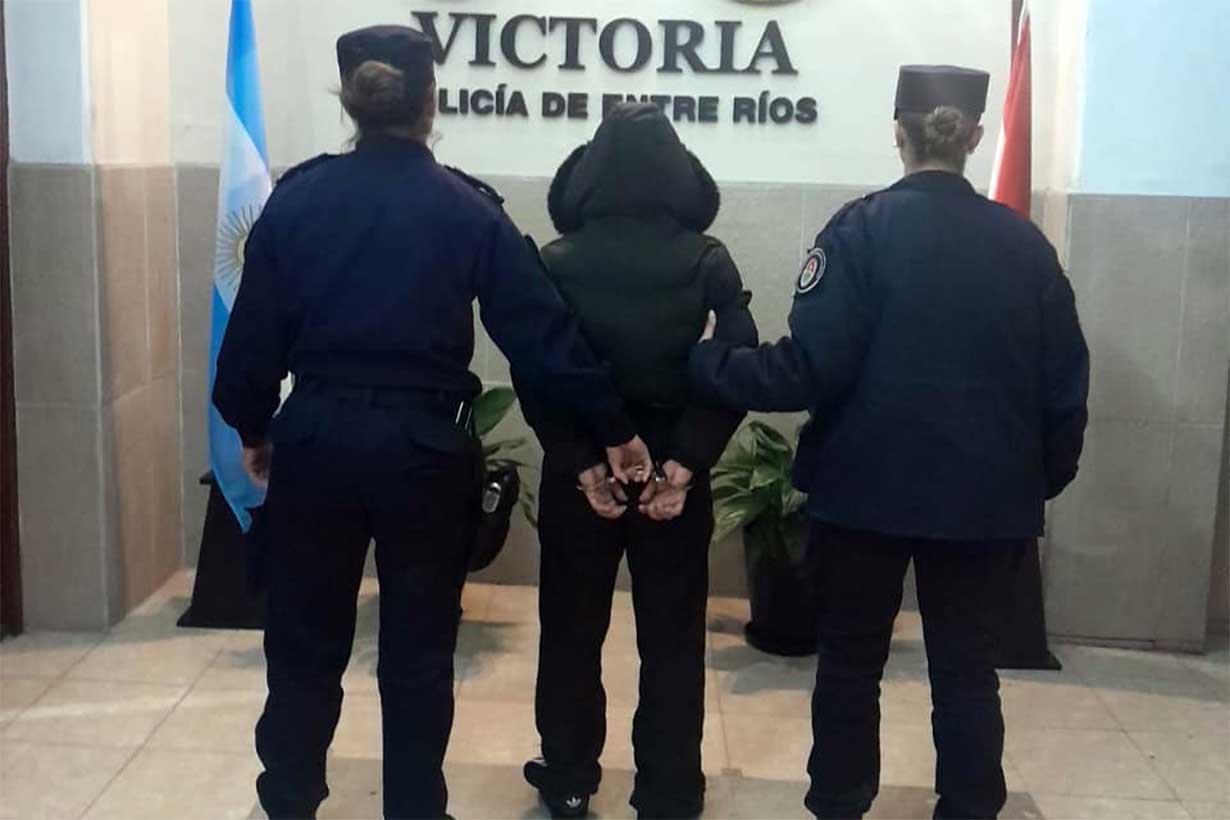 Por venta de drogas en pleno centro, cayó otra vez detenido un expolicía exonerado - Noticias - Elentrerios.com