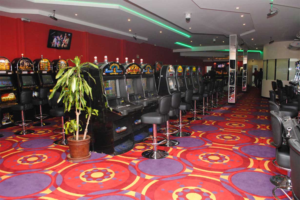 Condenan a exempleado del casino por manipular una ruleta. Cumplirá tareas comunitarias en un hospital - Noticias - Elentrerios.com