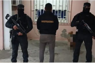 Ofrecían armas a través de WhatsApp y la Policía allanó sus puntos de venta