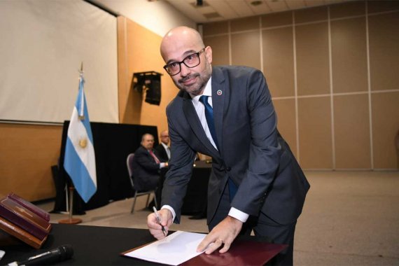 Causa seguros. La Justicia de Garantías rechazó el pedido de sobreseimiento de Enrique Cresto