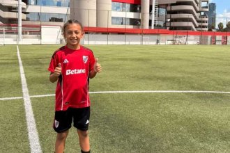 Alyson, la concordiense de 11 años que brilla en las inferiores de River Plate y su nombre asomó en la prensa nacional