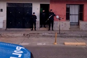Presunta estafa: allanaron a una pareja que mostraba comprobantes falsos en comercios