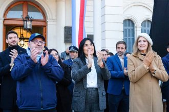 Aluani y Romero encabezaron la ceremonia por el Día de la Bandera en Paraná