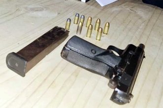 Detuvieron a una mujer por &ldquo;tenencia de arma de guerra&rdquo;