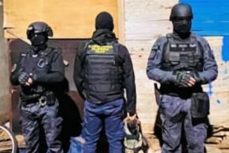Desbaratan presunto punto de venta de drogas en Colón: secuestraron cocaína, dinero y un celular