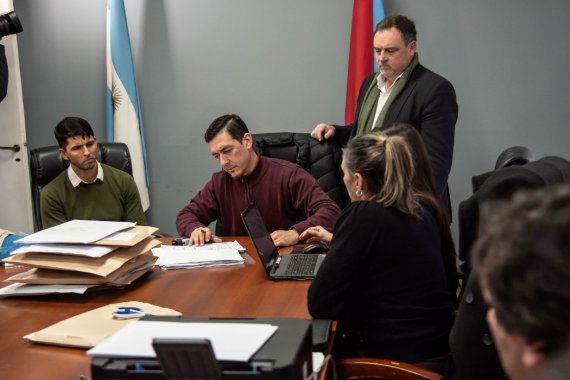 Abrieron los sobres de las licitaciones para adquirir maquinaria vial por más de $12 mil millones