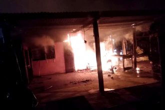 Una familia perdió todo tras sufrir un incendio en su vivienda