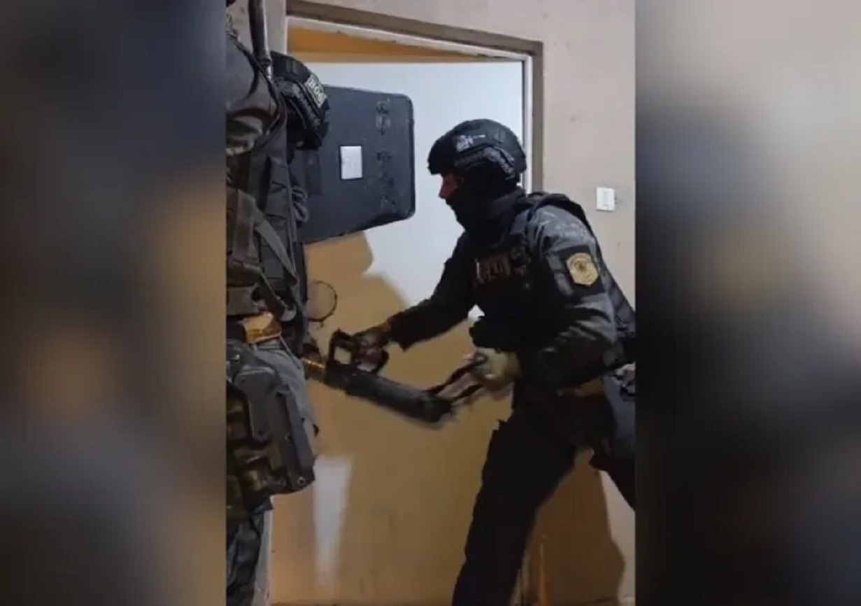Realizaron un megaoperativo en Buenos Aires por los millonarios robos ocurridos en Chajarí - Noticias - Elentrerios.com
