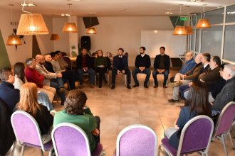 Con representantes de instituciones, Azcué acordó una agenda para facilitar inversiones en Concordia