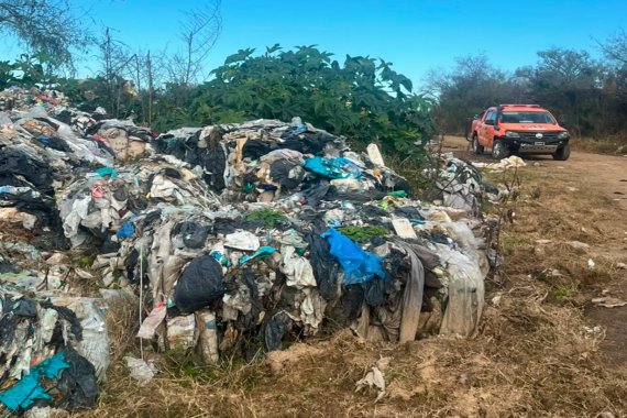 Frenan preventivamente el volcado de residuos en un sector de área protegida de Villa Paranacito