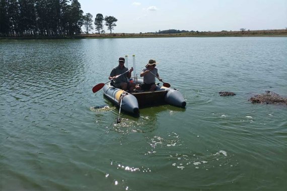 Las bombas atómicas dejaron una huella en cursos de agua, que sirve para datar sedimentos. La reaparición del DDT en lagos de la región