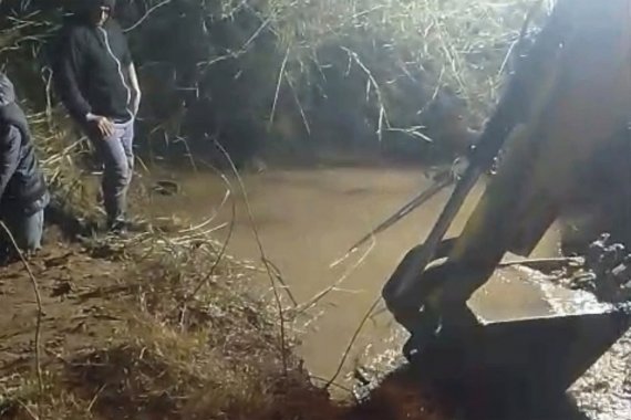 Arduo trabajo para restablecer el suministro de agua, luego de la rotura del caño principal. Analizan un plan de contingencia