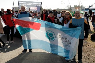 En el medio de la paritaria se coló un fuerte reclamo por atraso en los pagos a docentes de escuelas de gestión privada