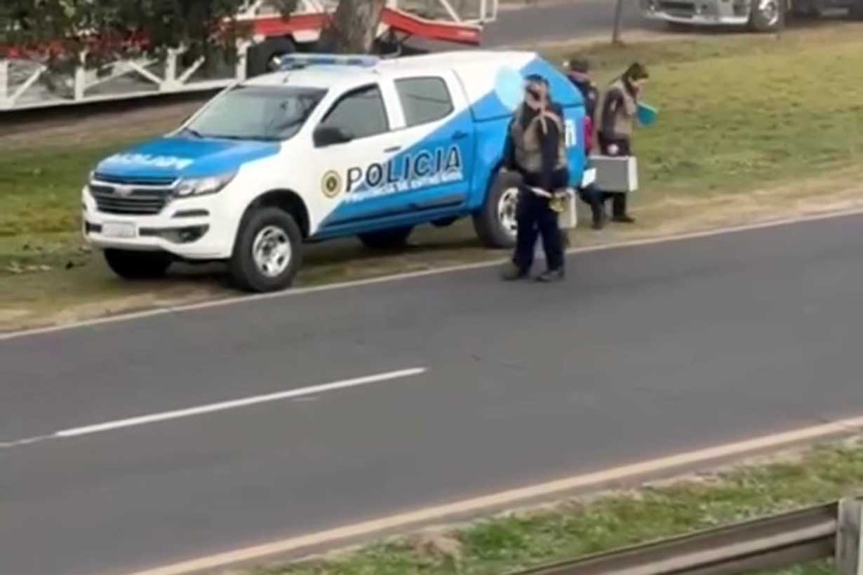 Un hombre murió tras ser embestido por un camión frente a la Escuela de Policía - Noticias - Elentrerios.com