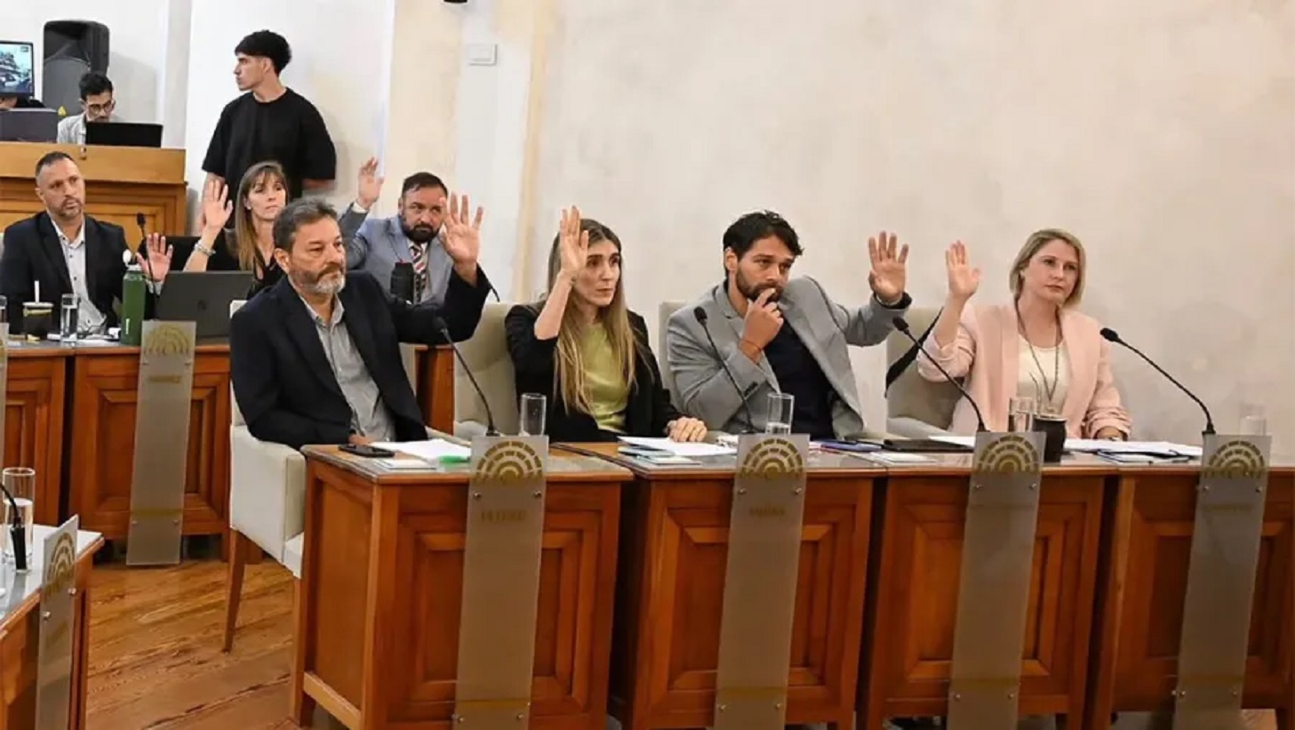 Concejales advierten que los municipios perderán recursos para obras y servicios si se aprueba la reforma jubilatoria - Noticias - Elentrerios.com