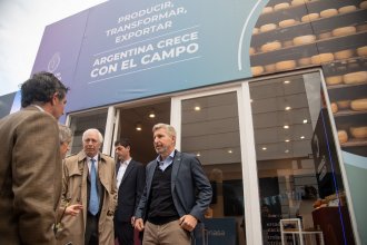 Para proteger la producción de maíz, Frigerio anunció el lanzamiento de un seguro multirriesgo