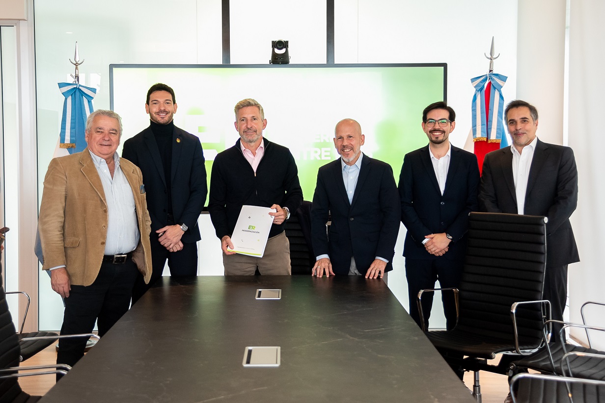Frigerio firmó un acuerdo con una empresa tecnológica para implementar la inteligencia artificial en el Estado y en las pymes - Noticias -