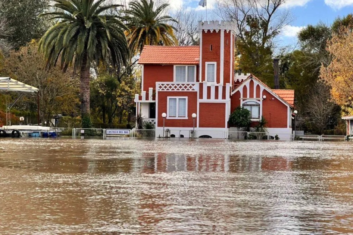 El temporal en la costa del Uruguay hizo crecer más de medio metro el río Gualeguaychú y activó un monitoreo permanente - Noticias - Elentrerios.com