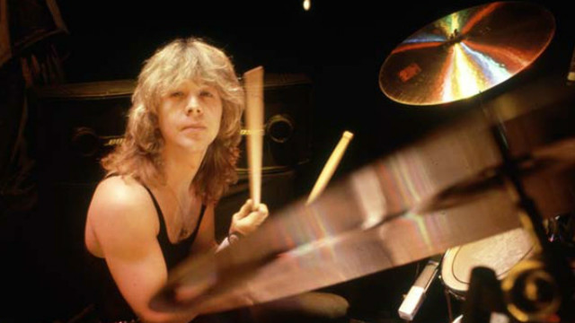Clive Burr