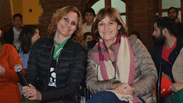 Magni junto a la diputada Alicia Cicialiani.