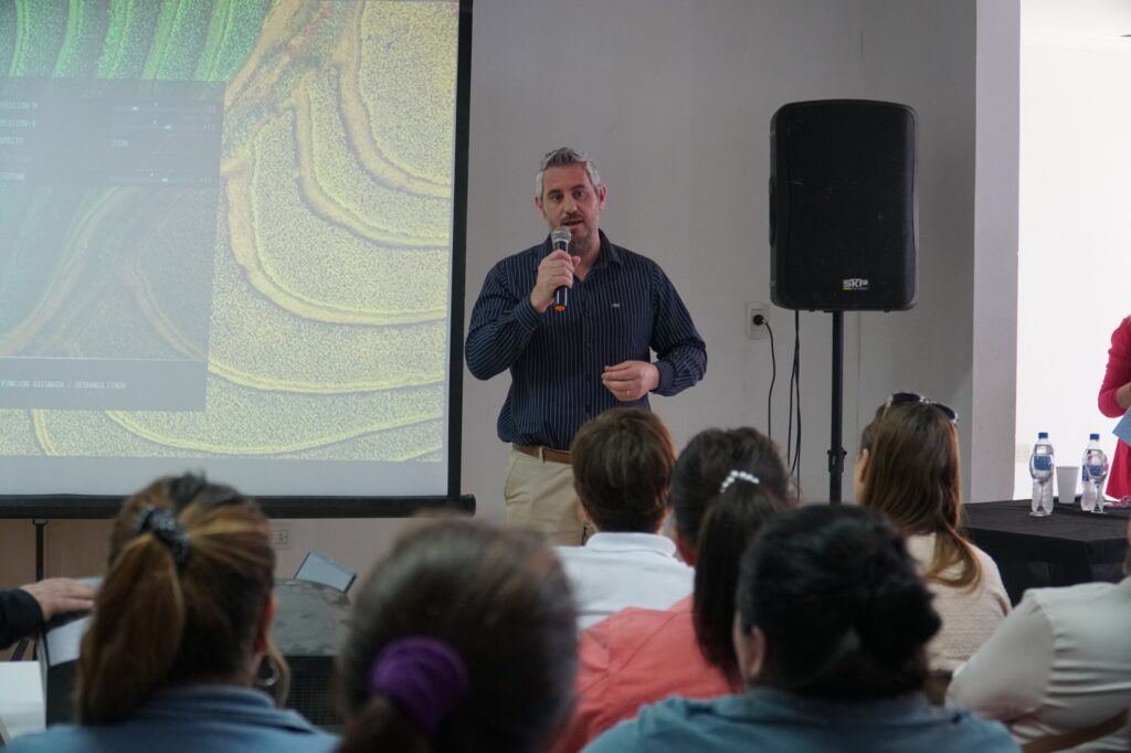 Comedores escolares: se entregaron certificados y se implementan nuevas herramientas digitales en Colón