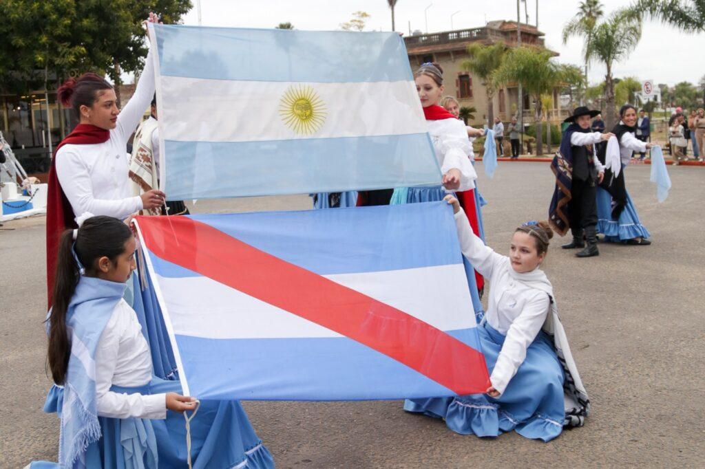 Colón conmemoró el 210º aniversario de la Declaración de la Independencia Argentina
