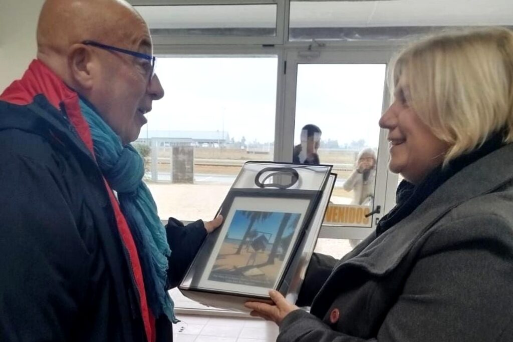 Colón compartió en Paysandú su experiencia en educación para la paz